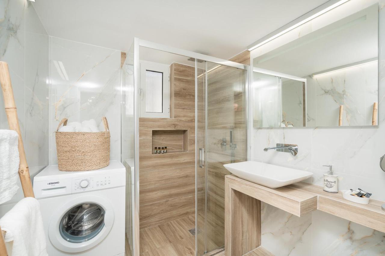 Artemis Bay Apartments Near Sea And Airport Esterno foto