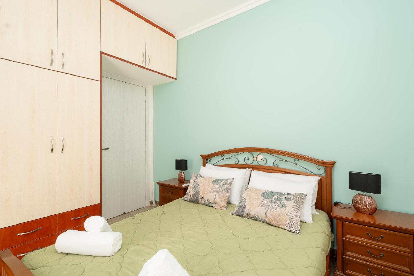 Artemis Bay Apartments Near Sea And Airport Esterno foto