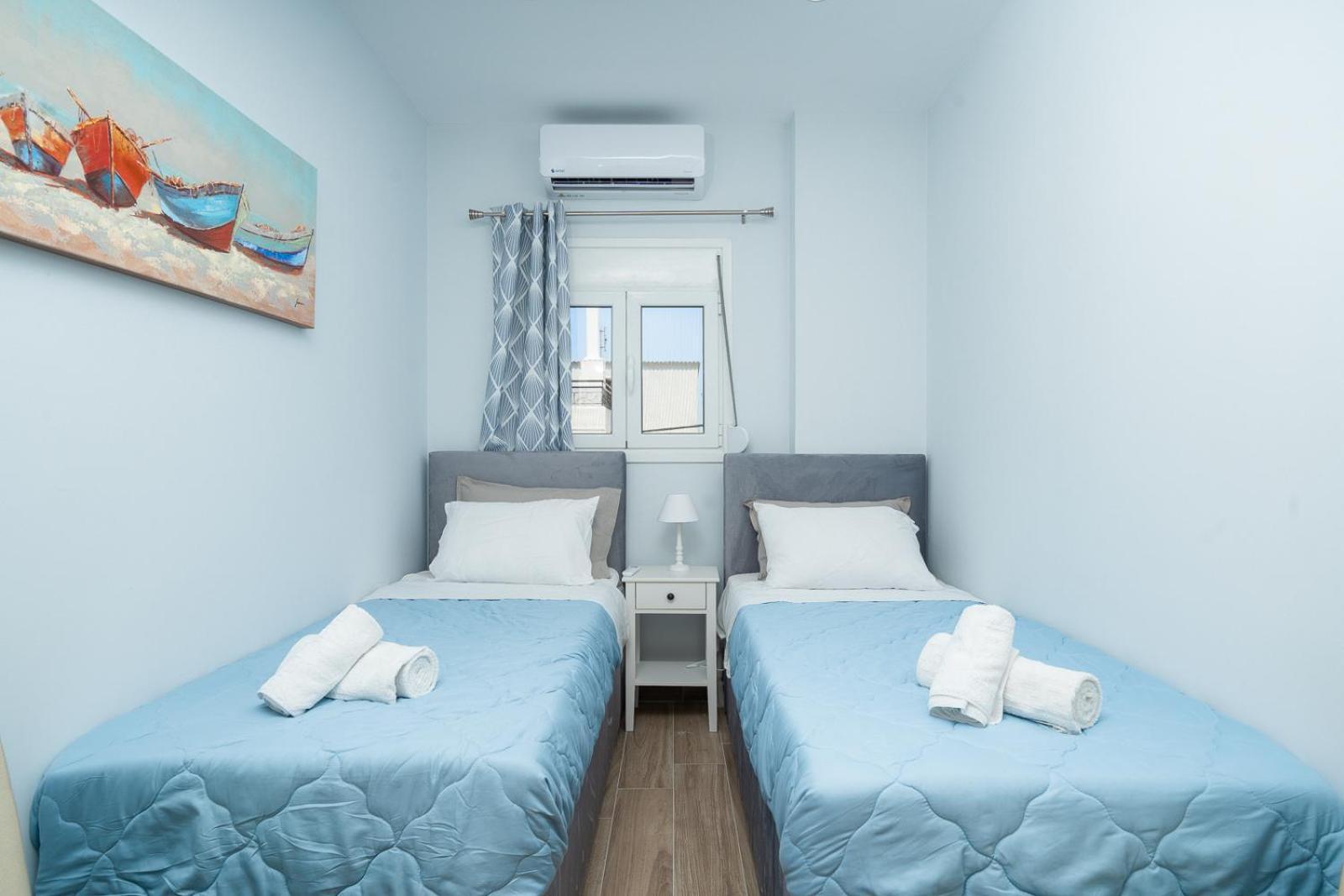 Artemis Bay Apartments Near Sea And Airport Esterno foto